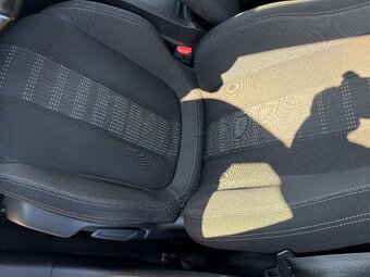 Peugeot 308 2.0 HDI facelift - 9