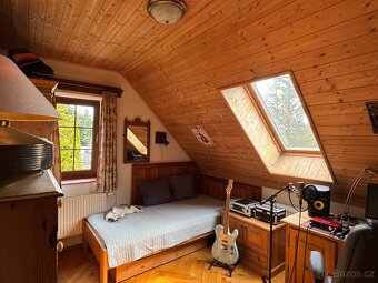 Prodám rodinný dům 4+1 v Ceske Kamenici - 9