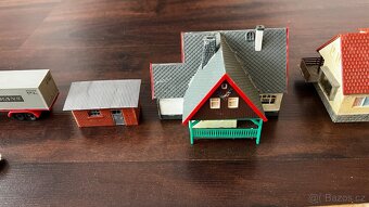 Železnice HO - vláčky, domečky, koleje - 9