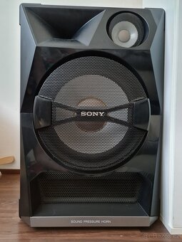 Sony shake33 - 9
