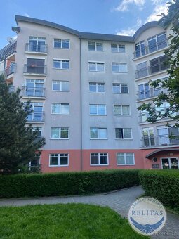 Pronájem zrekonstruovaného bytu 1+kk 26 m², Praha 10 - Vršov - 9
