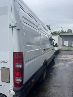 Iveco 50c15 tupláky 11/2012 poníženo do 3,5t - 9