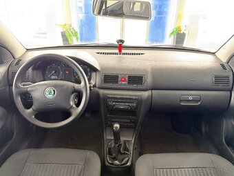 Škoda Octavia 1,9 1.MAJ,ČR,SERVISKA,ELEGANCE - 9