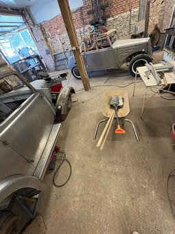 Sedačka tatraplan výroba karosérií a dílů karosérií výdřev - 9