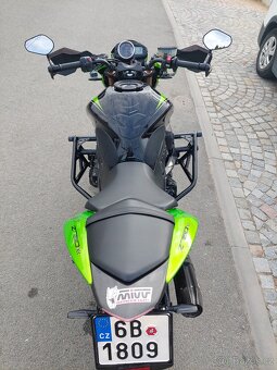 Kawasaki Z750R - 9
