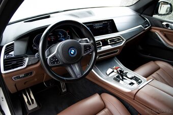 BMW X5 3.0 xDrive45e A/T M-Packet/ ZÁRUKA - 9