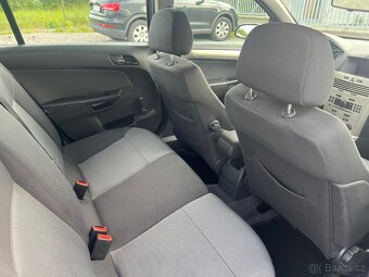 Opel Astra Caravan 1.6 16V 77kW KLIMA - 9