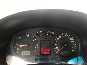 Volkswagen Bora 1.9 TDI - 9