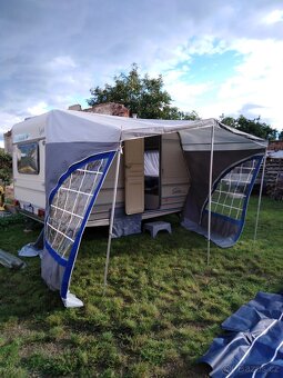 Karavan Caravelair Corail 330 pro 4 osoby - 9
