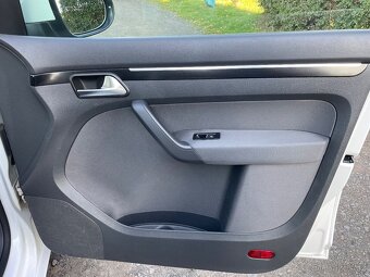 VW Touran Highline 2.0TDi DSG - 9