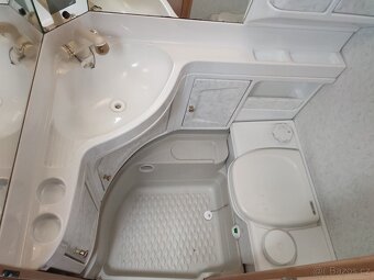 Hobby 440, předstan, WC, 4 osoby, STK, 100km/h - 9