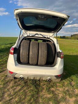 Ford Kuga - 9