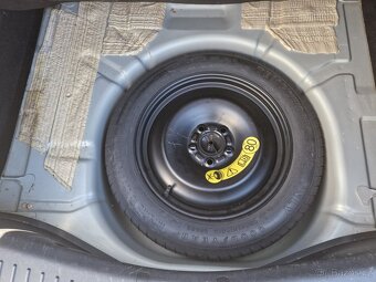 Ford Focus 1,6i 16v Trend - 9