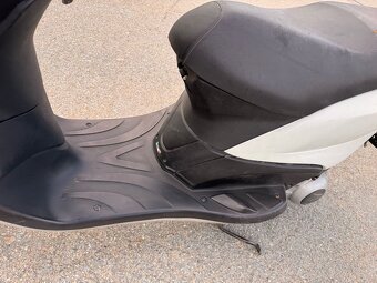2012 PIAGGIO 125 FLY, naj. 4000 km, po servisu - 9