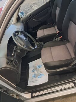 VW GOLF IV 1.4 16V 55kw - 9