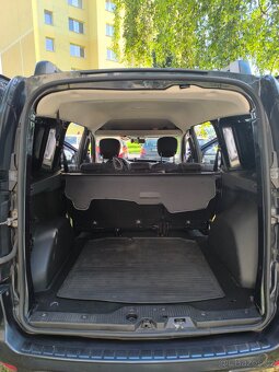 Pan Dokker Dacia - 9