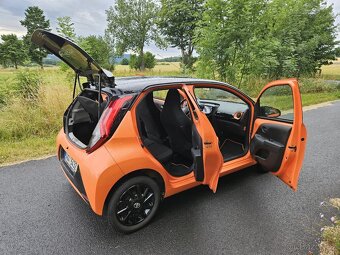 2019 Toyota Aygo 1.0 VVT-i 5M/T x-cite - 9