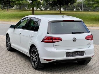 Volkswagen Golf VII Lim. Allstar BMT Xenon (č.1110) - 9