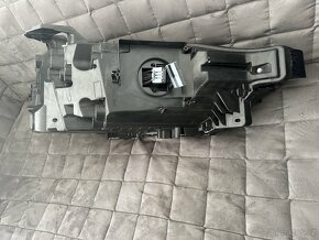 Volvo XC 60 levé světlo - 9