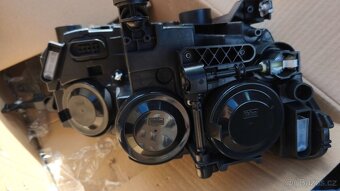 T ROC Levé přední hlavní světlo originální - 9