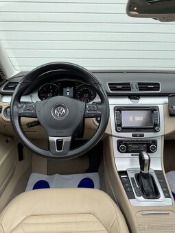 VOLKSWAGEN PASSAT B7 - 9