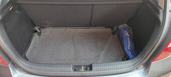 Prodám Hyundai i20 1.4/73 kw - 9