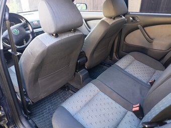 Škoda Octavia combi 1,9 TDI, 81 kW - 9