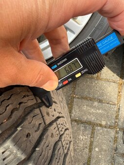 zimni pneu s Alu 225/50/17 - 9