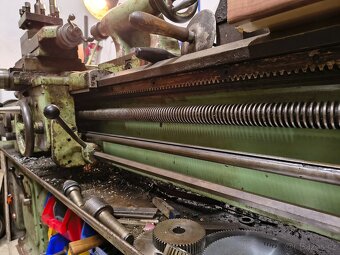 Soustruh TOS SR 200 - 9