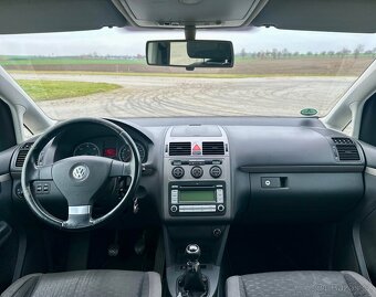 VW TOURAN 1.9 TDI 77kW 7 Míst COMFORTLINE - 9