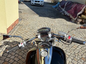 SUZUKI INTRUDER M 1800R2 - 9