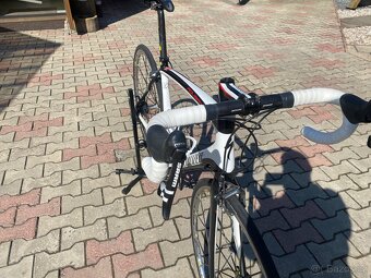 Karbonové Specialized Roubaix - 9