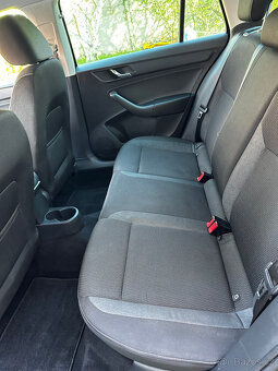 Rapid spaceback 2016. 1.2 TSi 66kw řemen rozvody, Navigace - 9