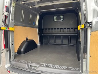 Ford Transit Custom 2.0 / 125kW / 6-MÍST / L2 - 9