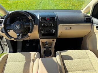 VW TOURAN 1,6 TDI - 9