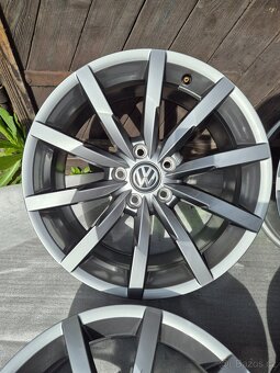 5x112 r18 Vw Passat B8 R line -Monterey - 9