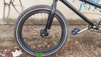 BMX kolo freestyle - 9