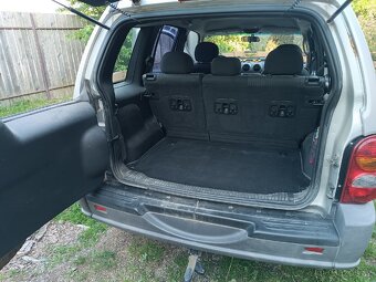 Jeep Cherokee KJ - 9
