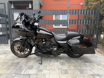 HARLEY DAVIDSON ROAD GLIDE ST CUSTOM - 9