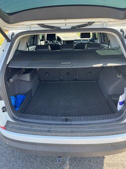 ŠKODA KODIAQ 1.5 TSI BUSINESS + TAŽNÉ - 9