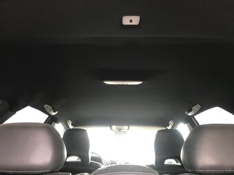Volvo V40 1.9DI 85kW 2002 - 9