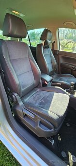 Volkswagen Golf Plus 2.0 TDI - 9