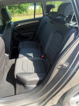 Volkswagen Golf 7 variant 1,6 TDI 81KW. Tažné,NAVI, LED - 9