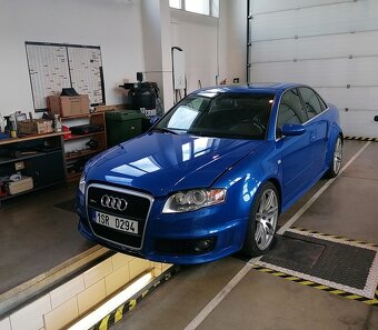 Prodám Audi RS4 4.2 V8 Exclusive B7 Quattro - 9