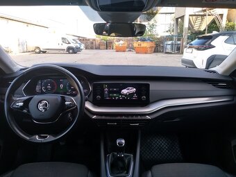 2021_ŠKODA OCTAVIA IV_1.maj.ČR_VIRTUAL KOKPIT_304000Kč netto - 9