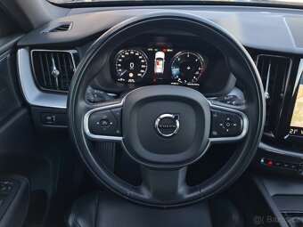 Volvo XC60 Momentum Pro 2WD rok 06/2020 - 9