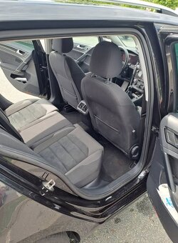 Volkswagen Golf - 9