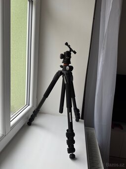 Foťák Sony Alpha A7 II + FE 50 mm f/1,8 + příslušenství - 9