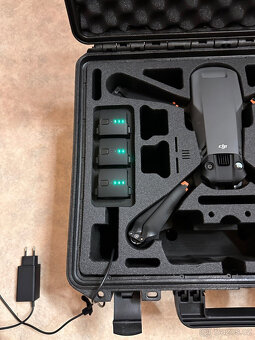 Sada DJI MAVIC 3 FLY MORE s přepravním pouzdrem a batohem DJ - 9