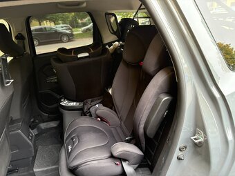 Dacia Duster Journey 1.3 TCe 130, 8/2024, 7 783 km - 9